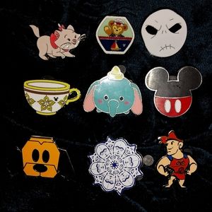 Disney character pins used